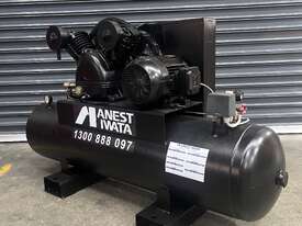 Champion AAP7 Piston Air Compressor  - picture1' - Click to enlarge