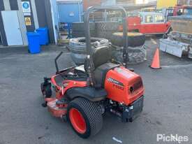 Kubota ZD1211 - picture2' - Click to enlarge