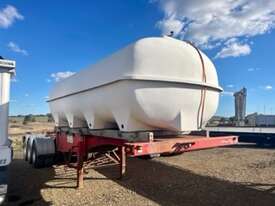 FREEDOM molasses/ water tank on O PHEE trailer - picture1' - Click to enlarge