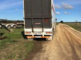 1984 FTE Tri Axle Horse Float - picture1' - Click to enlarge