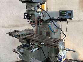 King Rich KR2000V milling machine with DRO & tolling - picture0' - Click to enlarge