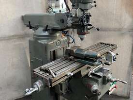 King Rich KR2000V milling machine with DRO & tolling - picture0' - Click to enlarge