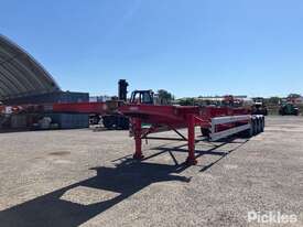 2015 Barker Heavy Duty Tri Axle Skel Trailer Combination - picture1' - Click to enlarge