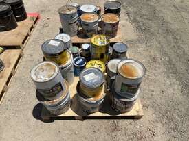 1 x Pallet of Assorted Paint - picture1' - Click to enlarge