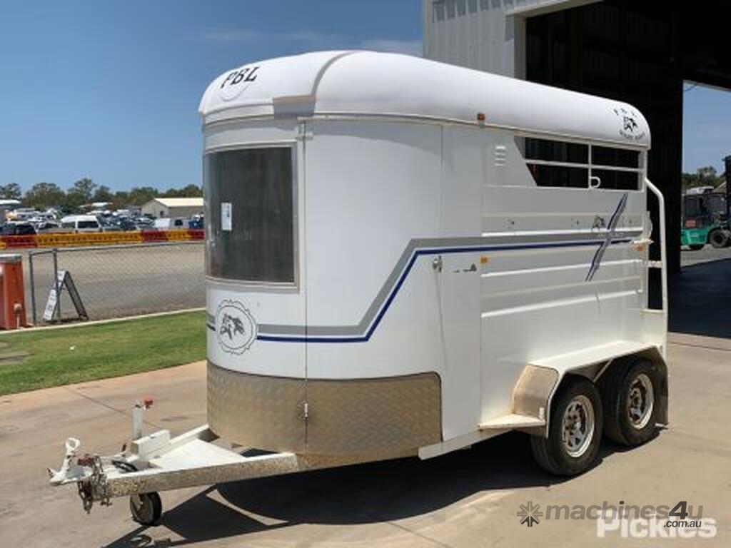 Buy Used 2019 pbl trailers 2019 PBL Trailers Dual Axle Horse Float