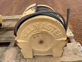 5 T Pullmaster Winch - picture0' - Click to enlarge