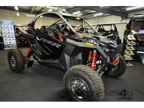 POLARIS RZR PRO R ULTIMATE EPS