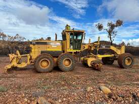 PIVOTAL ALLIANCE - 2000 Caterpillar 14H Grader -17632hrs - picture0' - Click to enlarge