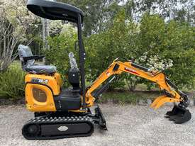 NEW  XN10-8SE (THE 3RD GEN) RHINOCEROS DIESEL 1TON  MINI EXCAVATOR - picture0' - Click to enlarge