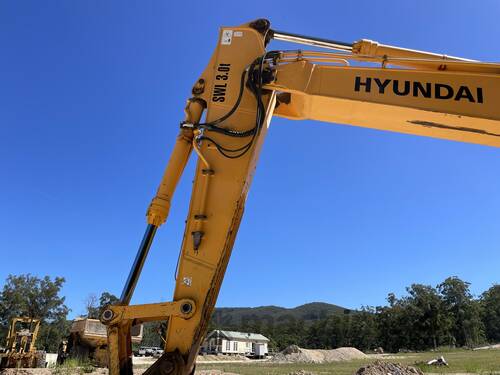 C2007 Hyundai Robex 360LC Excavator