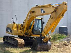 LIVE ONLINE AUCTION - 2006 Caterpillar (CAT) 320C 20 Tonne Crawler Hydraulic Excavator Turbo Diesel  - picture0' - Click to enlarge