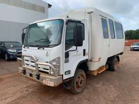 2015 Isuzu 300 NPS 4x4 Offroad Tour Bus - picture1' - Click to enlarge