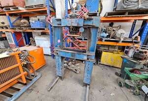 Servex 30 Tonne Hydraulic Workshop Press