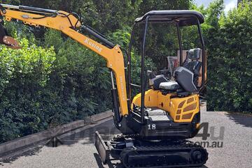 Mini Excavator 1.2T + 7 Attachments & Toolbox Included! Kubota 15hp Engine and Warranty