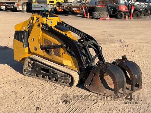 Vermeer S725TX Stand Behind Mini Loader