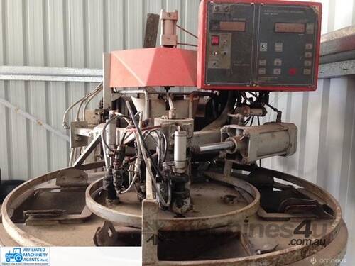 (5161) Potato Bagger Machine (Garfield, VIC)