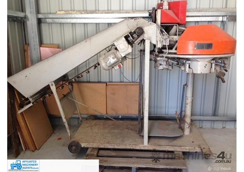(5161) Potato Bagger Machine (Garfield, VIC)