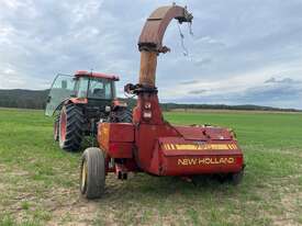 NEW HOLLAND 790 FORAGE HARVESTER  - picture0' - Click to enlarge