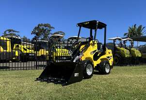 Hyload WTL30 Mini Loader (with 4 IN 1 Bucket) Hyload WTL30 Mini Loader (with 4 IN 1 Bucket)