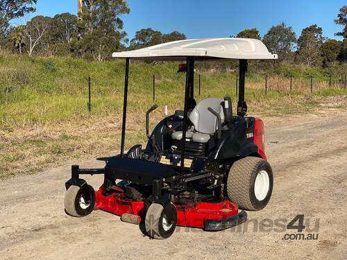 caption Toro Groundsmaster 7210 Zero Turn Lawn Equipment