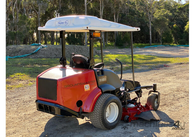 caption Toro Groundsmaster 7210 Zero Turn Lawn Equipment