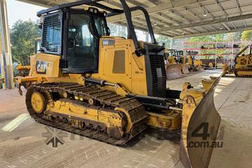 Caterpillar CAT 2015 D6K2 XL Caterpillar CAT 2015 D6K2 XL