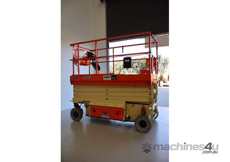caption 2020 JLG 2646ES 26ft Electric Scissor Lift - Commission until 06/2030