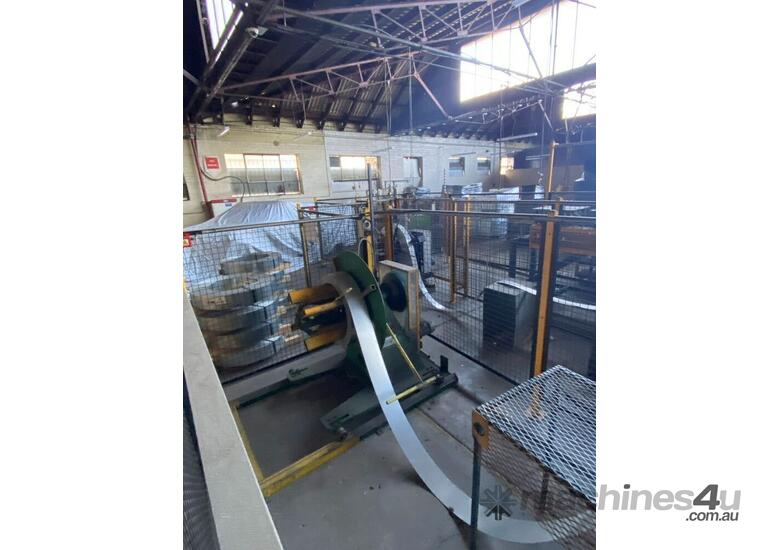 caption Collar Machine & Trunking Machine Lines