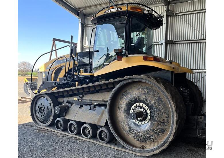 caption 2013 AGCO Challenger 865C Tractor