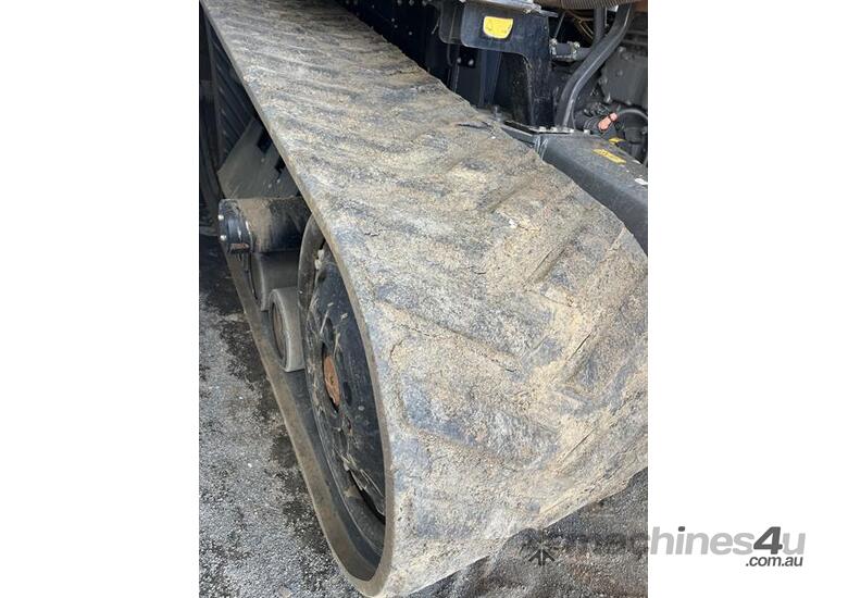 caption 2013 AGCO Challenger 865C Tractor