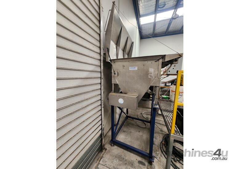caption Floveyor – Mobile SS Auger Feeder