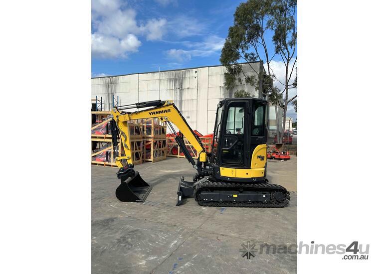 caption Like new Yanmar VIO30-6 (13hrs)
