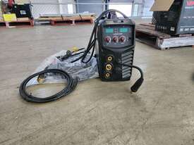 Unimig Welder - picture0' - Click to enlarge