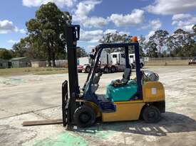 2005 Komatsu FG25 HT-14 Forklift (Counterbalanced) - picture2' - Click to enlarge