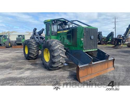 John Deere 848l