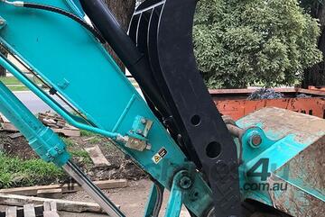 Hydraulic and Static Bucket Thumb