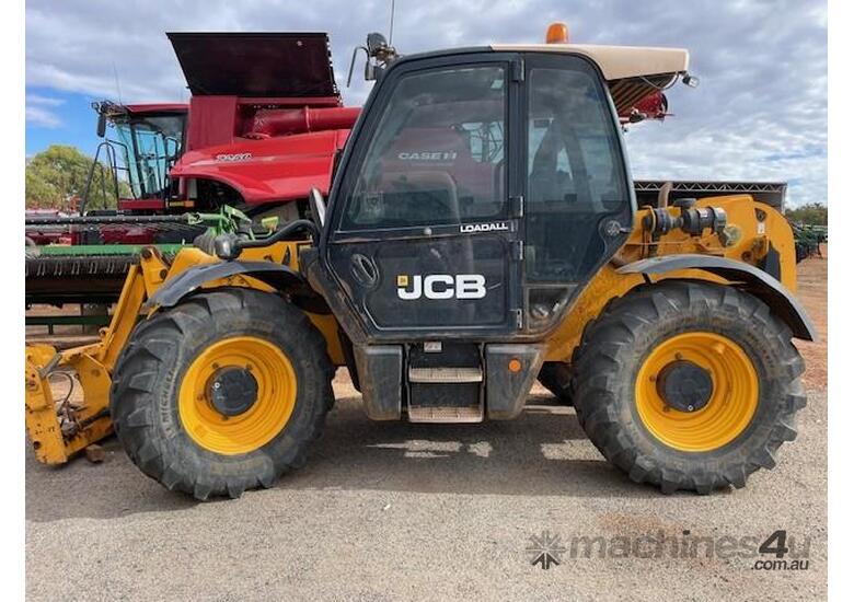 caption 2015 JCB 531-70 AGRI SUPER TELEHANDLER