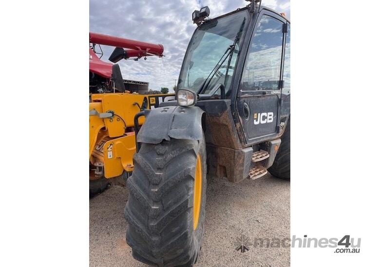 caption 2015 JCB 531-70 AGRI SUPER TELEHANDLER
