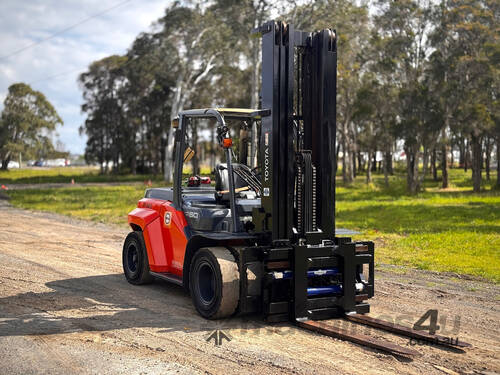 2017 Toyota 8FD60N Diesel Dual Wheeled 6 Tonne Forklift