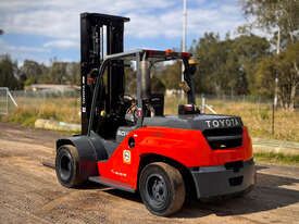 2017 Toyota 8FD60N Diesel Dual Wheeled 6 Tonne Forklift - picture2' - Click to enlarge