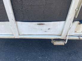 2003 Kara Kar 2 Horse XL Dual Axle Horse Float - picture2' - Click to enlarge