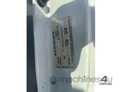 2015 Isuzu FRR600 Pantech (Day Cab)