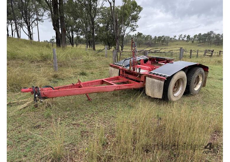 caption 2013 SHEPHARD TANDEM AXLE DOLLY