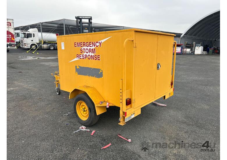 caption 2011 PBL Trailers Single Axle Enclosed Box Trailer