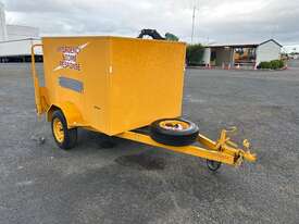 2011 PBL Trailers Single Axle Enclosed Box Trailer - picture2' - Click to enlarge