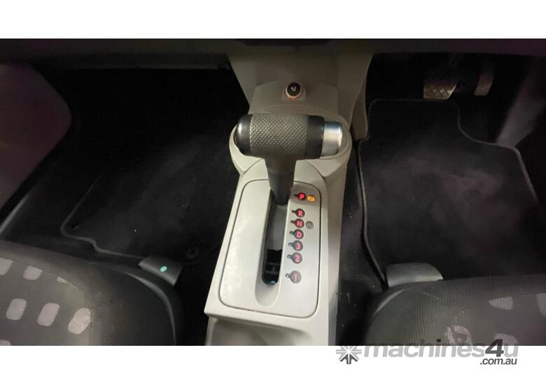 caption 2001 Volkswagen Beetle Hatch Petrol (Auto)