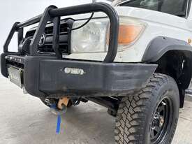 2011 Toyota Landcruiser 76 Series Workmate Wagon (V8 Diesel) (Manual) - picture0' - Click to enlarge