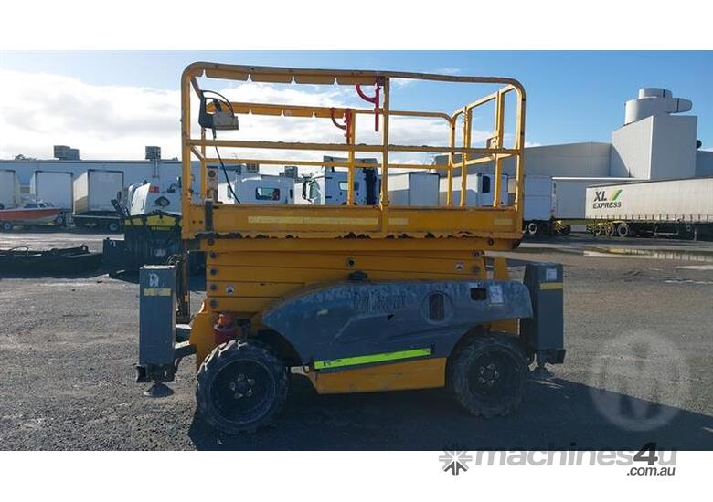 caption Haulotte Compact 12dx