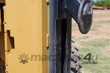 Caterpillar 2011   12M