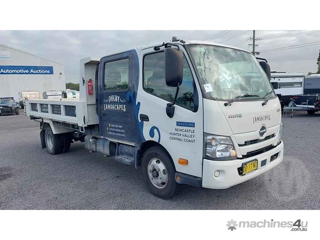 Buy Used Hino Hino 300 Series 2 Trucks (1124298) - Listed on Machines4u